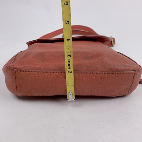 Fossil Leather Crossbody Bag Brass Turnkey and key charm Adjustable Rust Orange - Picture 13 of 16